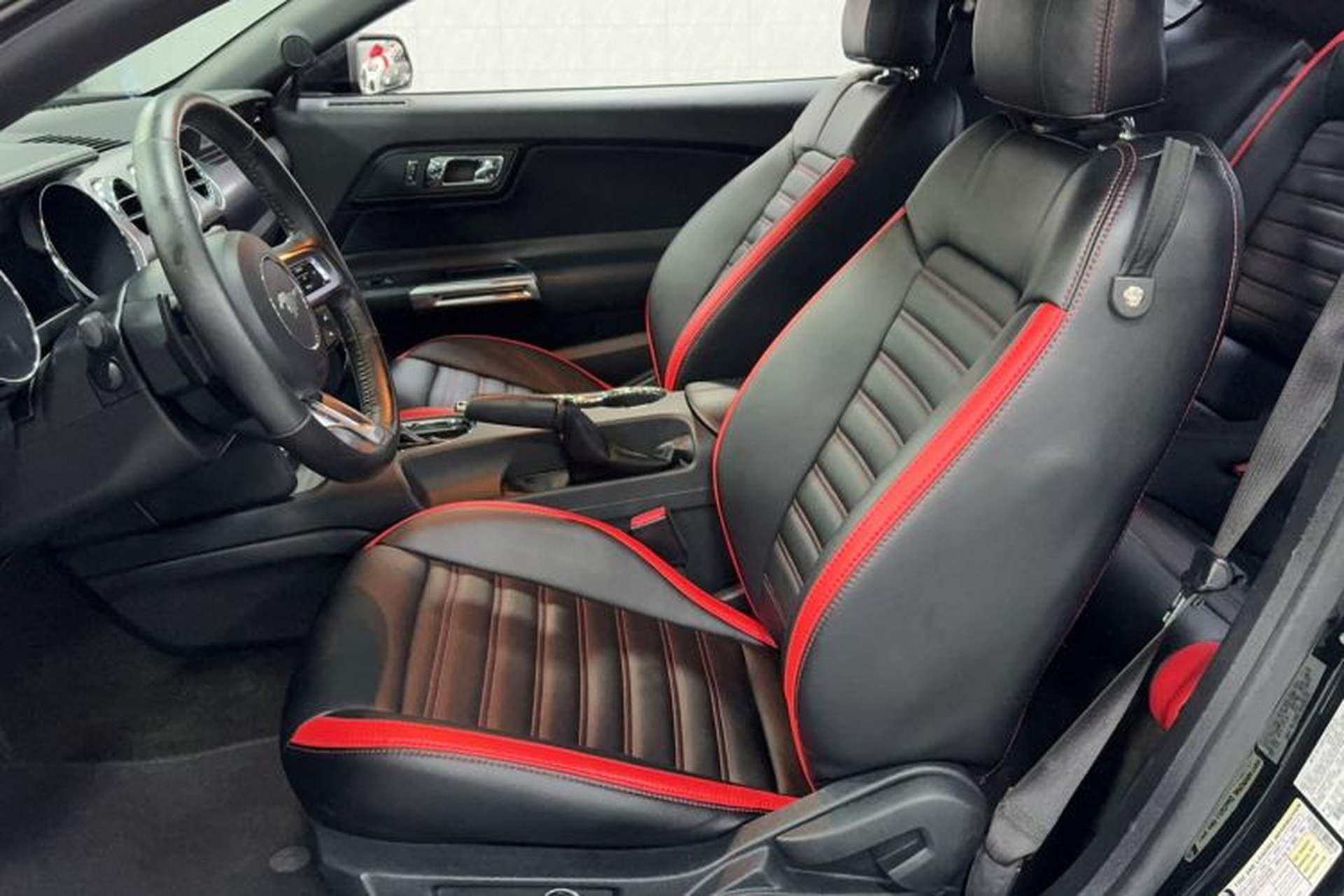 Used Ford Mustang 2015 2.3T Automatic U.S.-Spec Version Left Front Seat