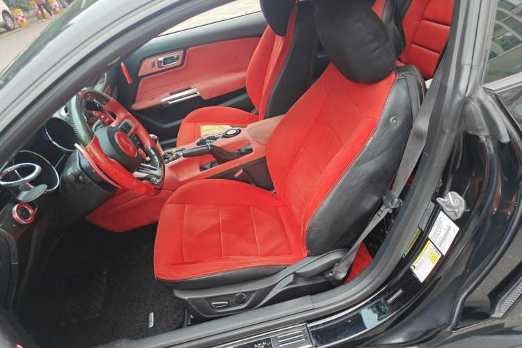 Used Ford Mustang  Left Front Seat