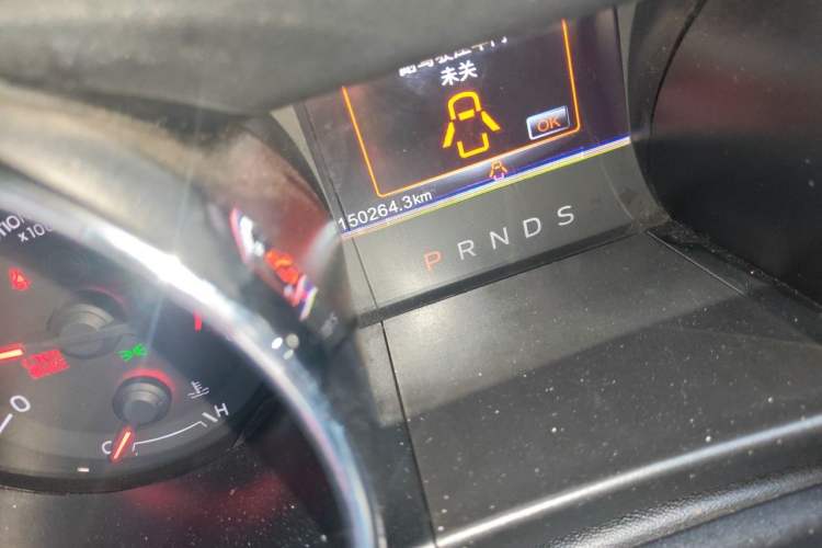 Used Ford Mustang 2015 2.3T Performance Edition Odometer Close Up