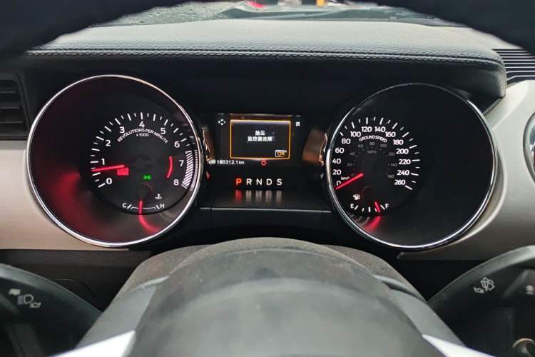 Used Ford Mustang 2015 2.3T Performance Edition Odometer Close Up