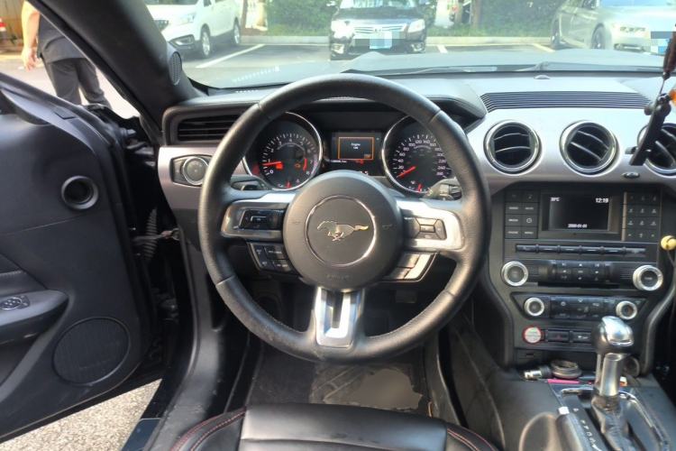 Used Ford Mustang  Steering Wheel
