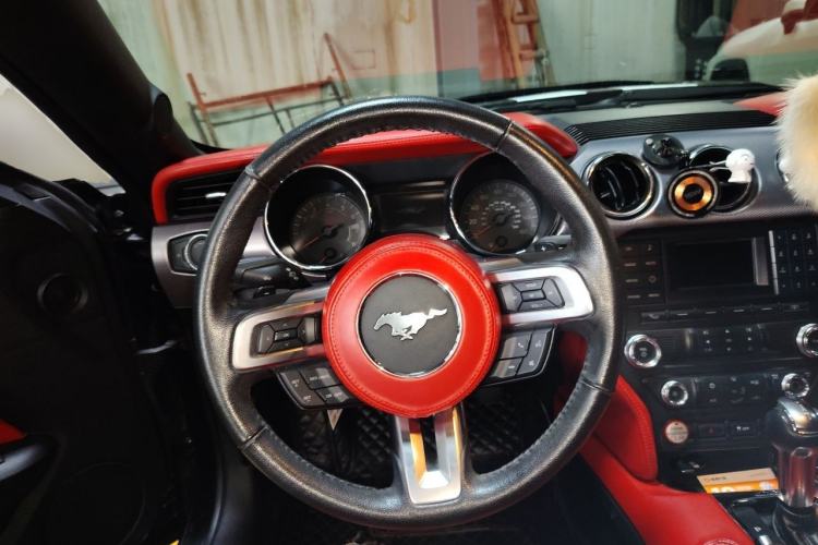 Used Ford Mustang  Steering Wheel