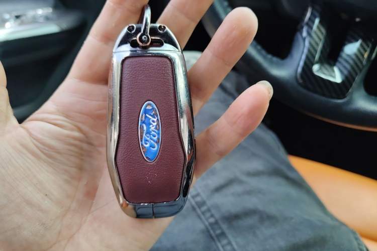 Used Ford Mustang 2015 2.3T Automatic U.S.-Spec Version Vehicle Key