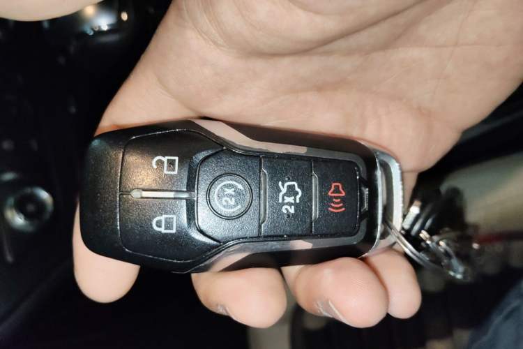 Used Ford Mustang  Vehicle Key