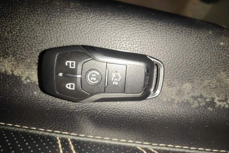 Used Ford Mustang 2015 2.3T 50th Anniversary Edition Vehicle Key