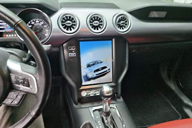 Used Ford Mustang 2015 2.3T Performance Edition Audio And AC Panel