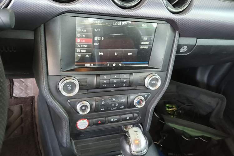 Used Ford Mustang 2015 2.3T Automatic U.S.-Spec Version Audio And AC Panel