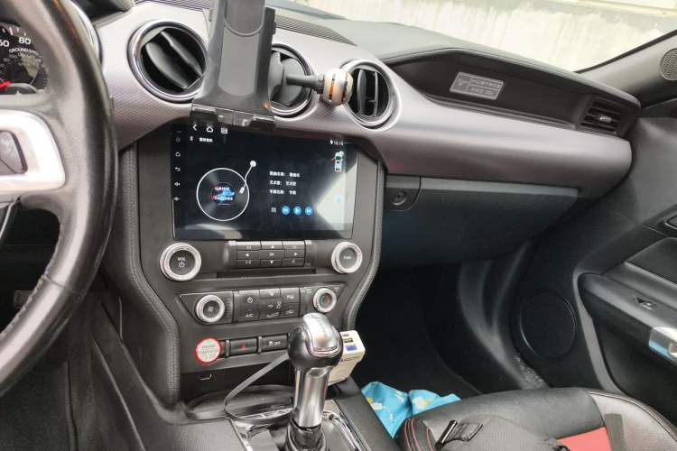 Used Ford Mustang 2015 2.3T Performance Edition Audio And AC Panel