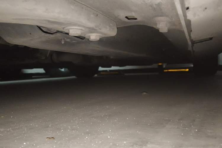 Used Ford Mustang  Chassis Front Left