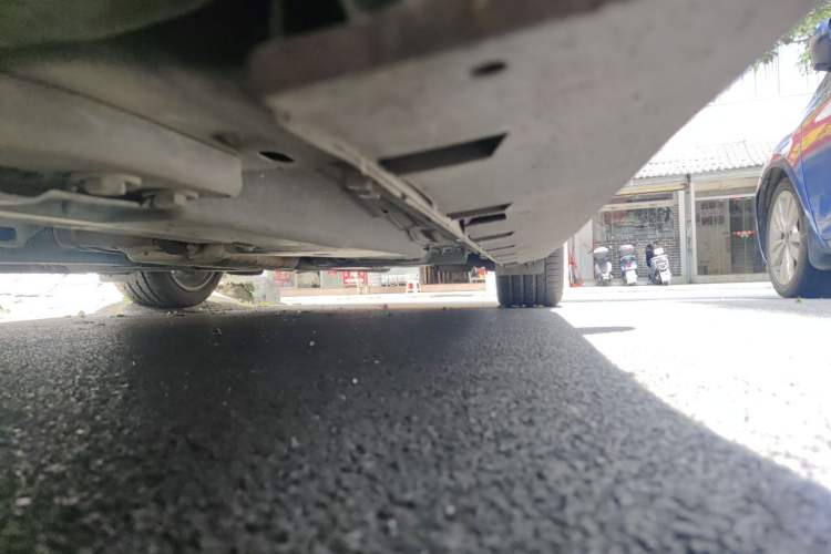 Used Ford Mustang  Chassis Front Left