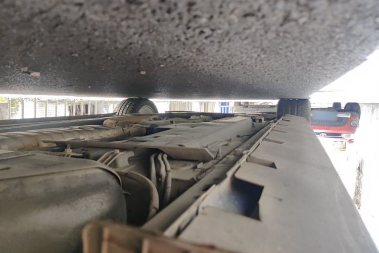 Used Ford Mustang  Chassis Rear Left