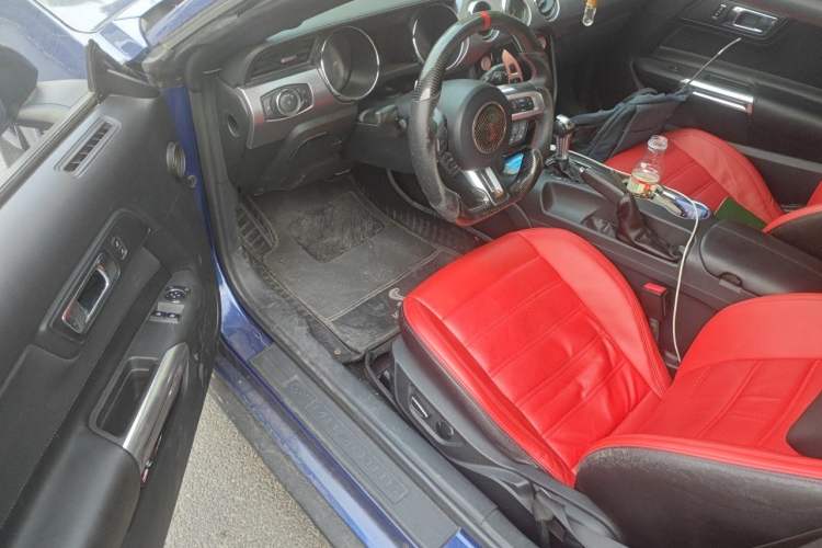 Used Ford Mustang  Driver Seat