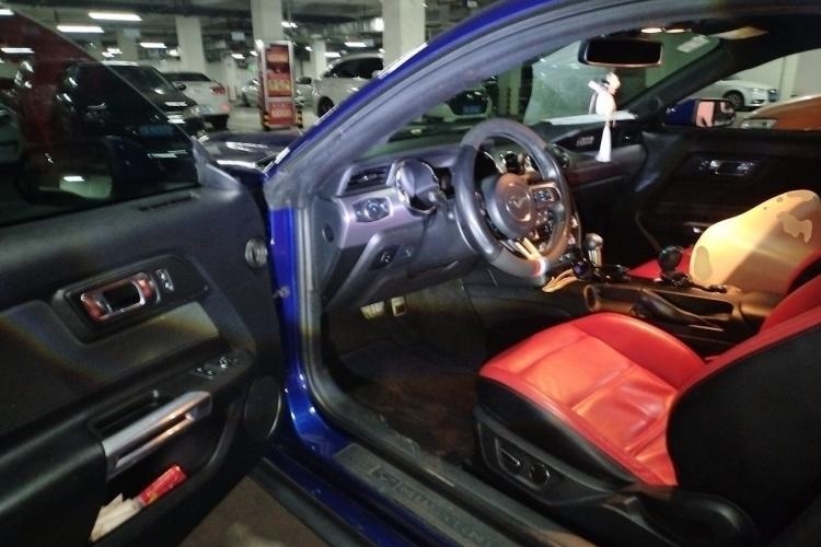 Used Ford Mustang  Driver Seat