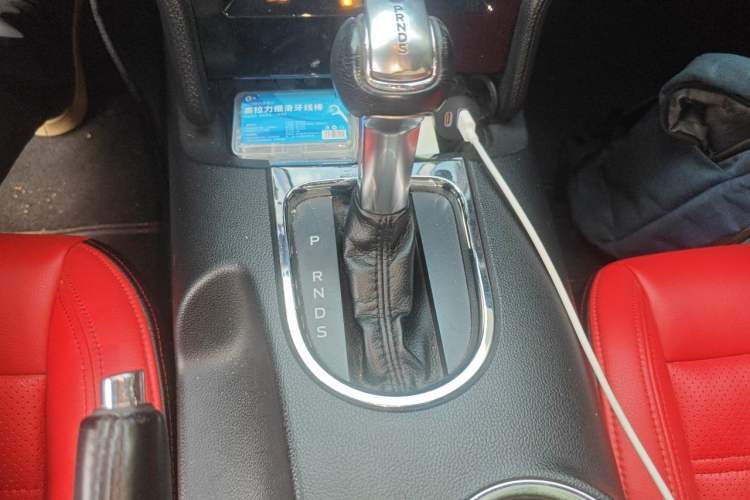 Used Ford Mustang  Gear Lever
