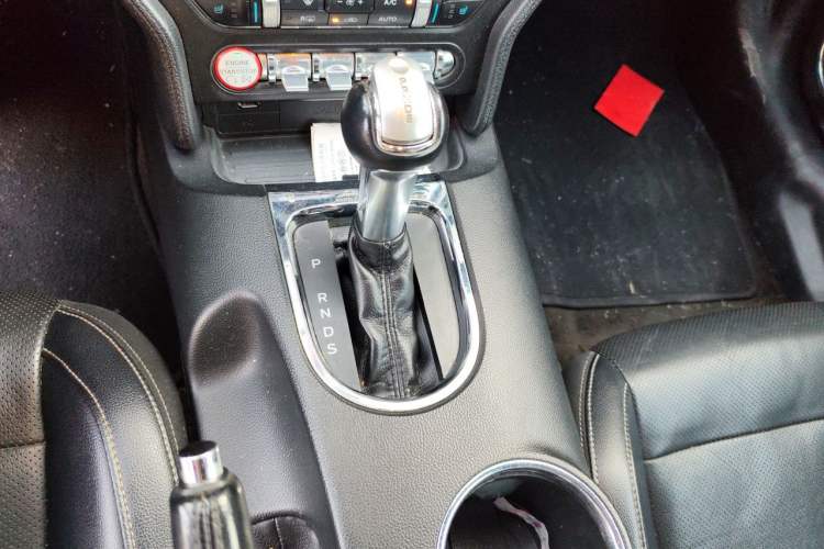 Used Ford Mustang 2015 2.3T Performance Edition Gear Lever