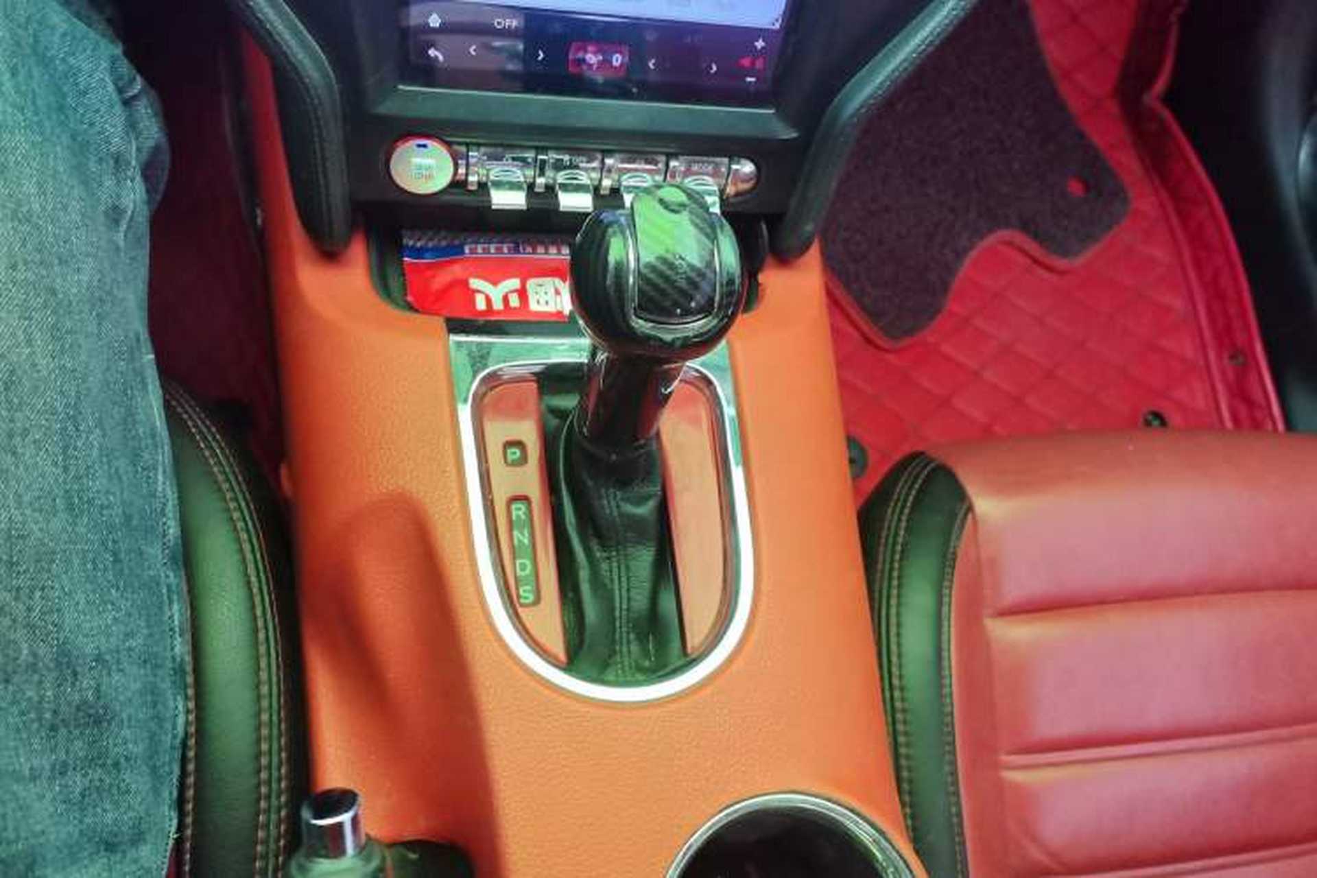 Used Ford Mustang 2015 2.3T Automatic U.S.-Spec Version Gear Lever