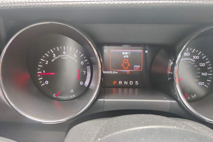 Used Ford Mustang  Instrument Cluster