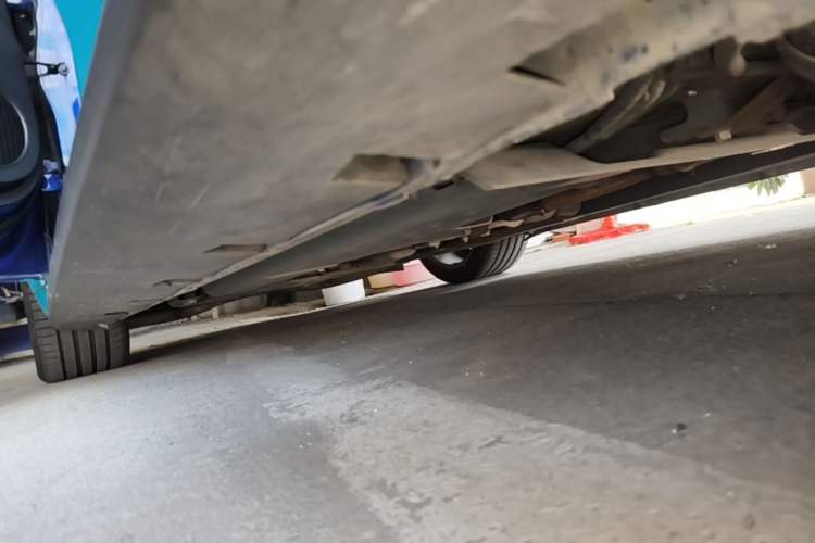 Used Ford Mustang 2015 2.3T Automatic U.S.-Spec Version Left Side Sill