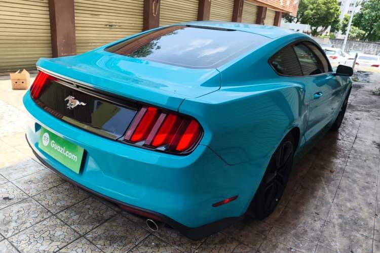 Used Ford Mustang 2015 2.3T Automatic U.S.-Spec Version Rear Right 45 Deg