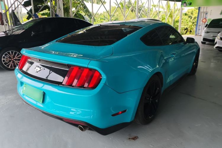 Used Ford Mustang 2015 2.3T Automatic U.S.-Spec Version Rear Right 45 Deg