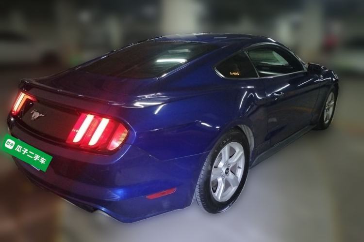 Used Ford Mustang  Rear Right 45 Deg