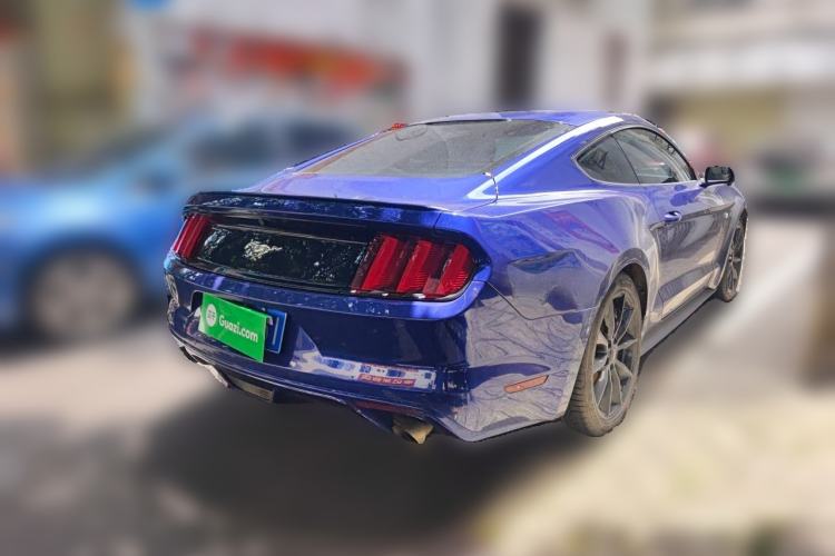 Used Ford Mustang  Rear Right 45 Deg