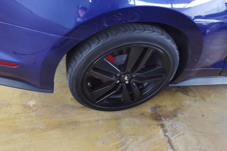 Used Ford Mustang 2015 2.3T Performance Edition Right Rear Wheel Hub
