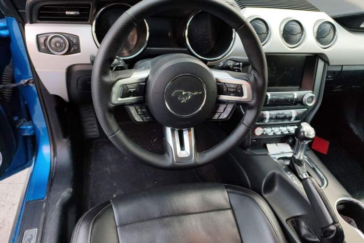 Used Ford Mustang 2015 2.3T Performance Edition Steering Wheel