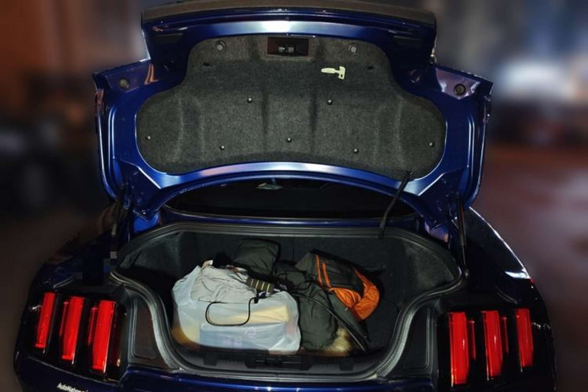 Used Ford Mustang 2015 2.3T Automatic U.S.-Spec Version Trunk