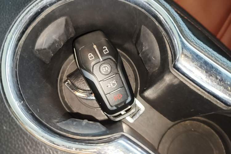 Used Ford Mustang 2015 2.3T Automatic U.S.-Spec Version Vehicle Key