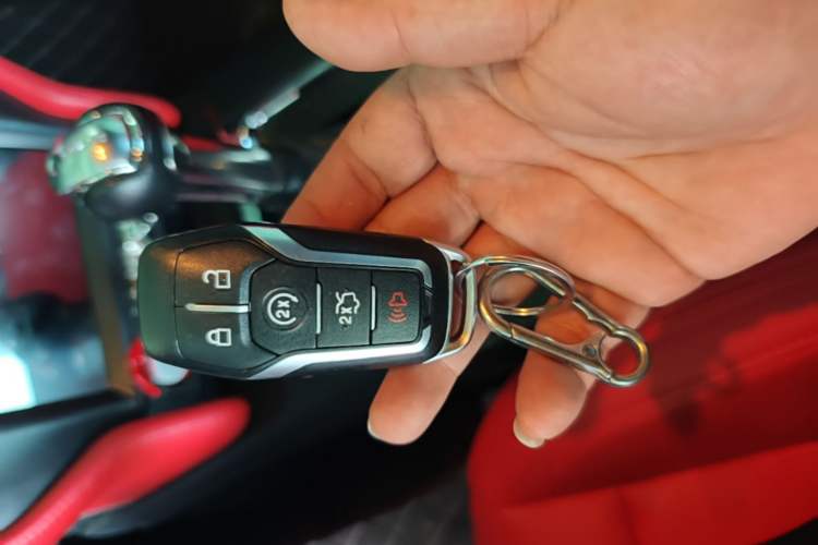 Used Ford Mustang 2015 2.3T Automatic U.S.-Spec Version Vehicle Key