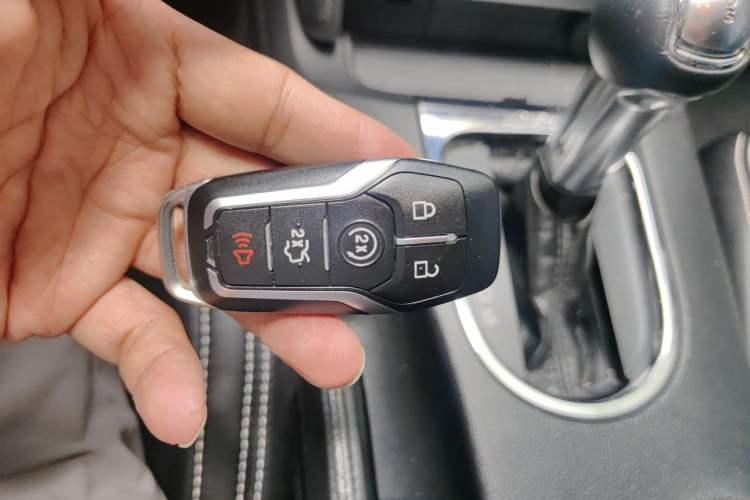 Used Ford Mustang  Vehicle Key