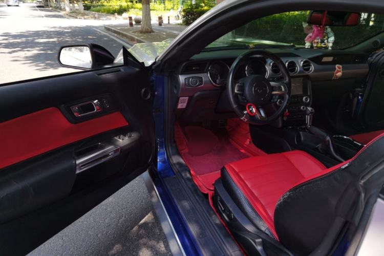 Used Ford Mustang  Driver Seat