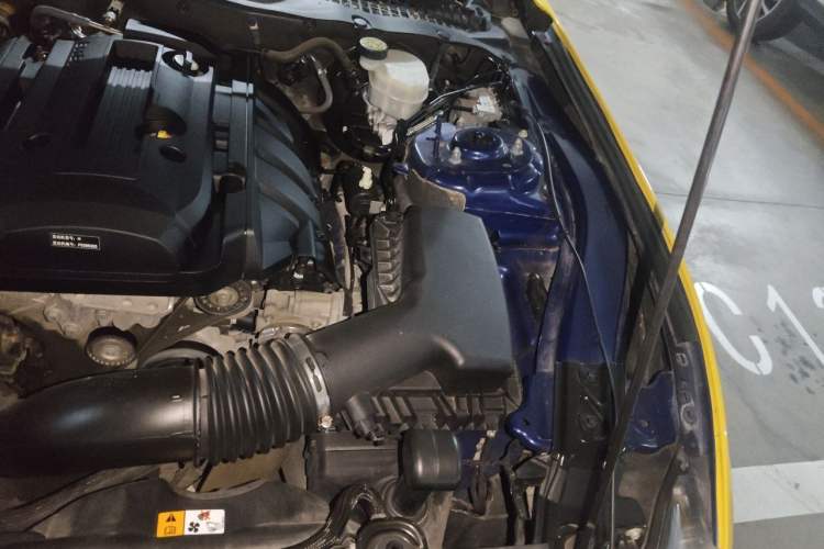 Used Ford Mustang 2015 2.3T Performance Edition Engine Bay Left