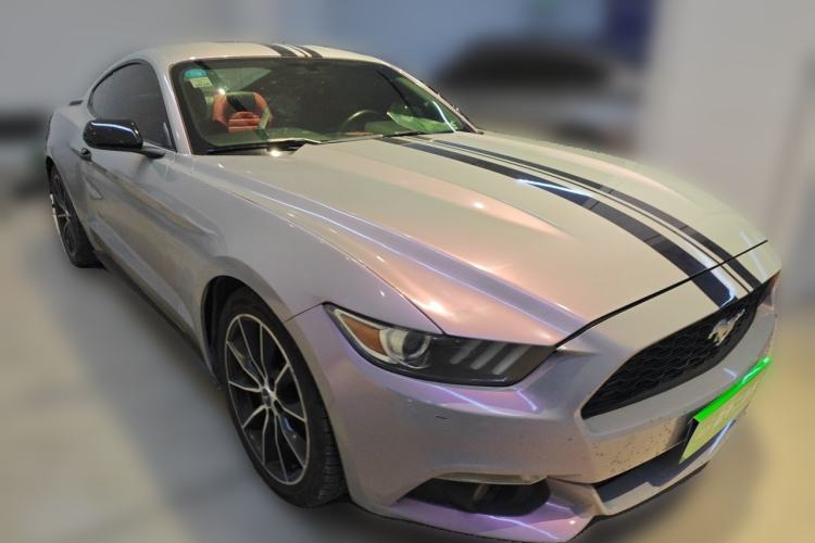 Used Ford Mustang  Front Right 45 Deg