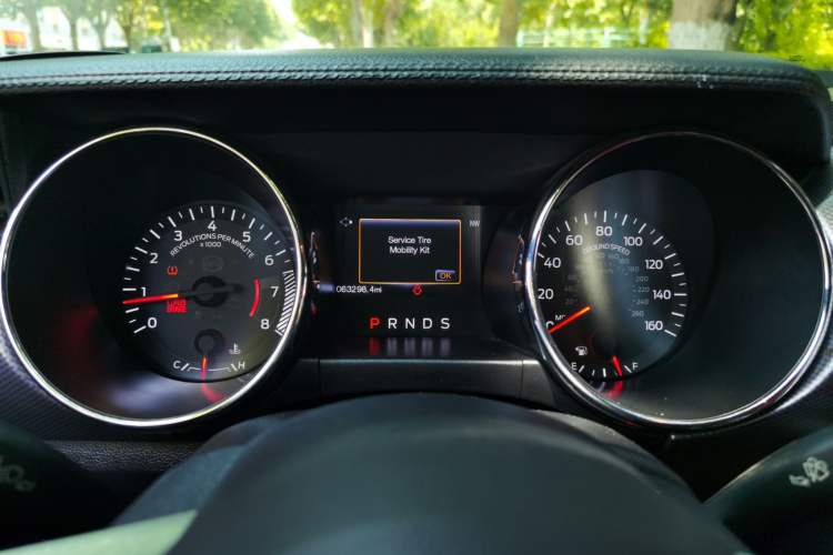 Used Ford Mustang  Instrument Cluster