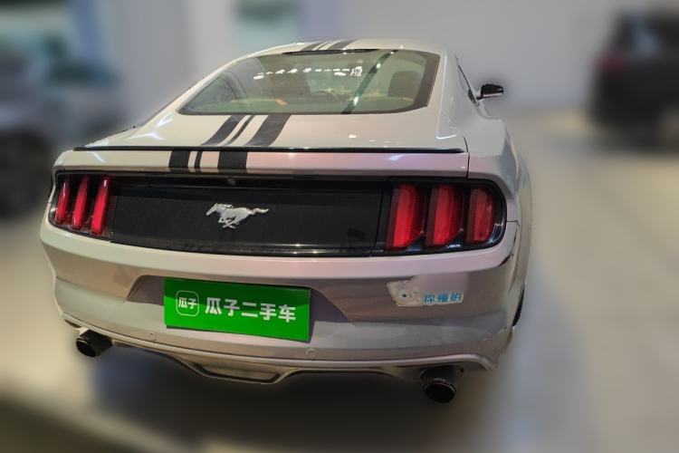 Used Ford Mustang  Rear