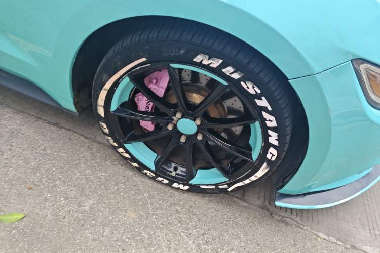 Used Ford Mustang 2015 2.3T Performance Edition Right Front Wheel Hub