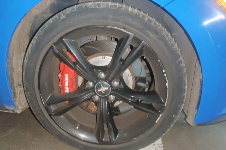 Used Ford Mustang 2015 2.3T Performance Edition Right Front Wheel Hub