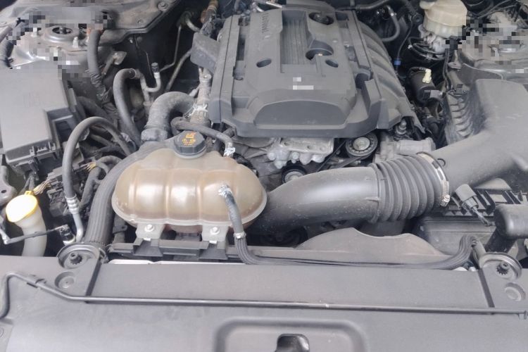 Used Ford Mustang  Engine Bay