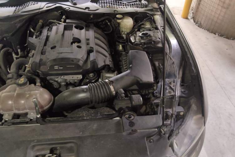 Used Ford Mustang 2015 2.3T Performance Edition Engine Bay Left