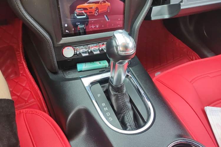 Used Ford Mustang  Gear Lever