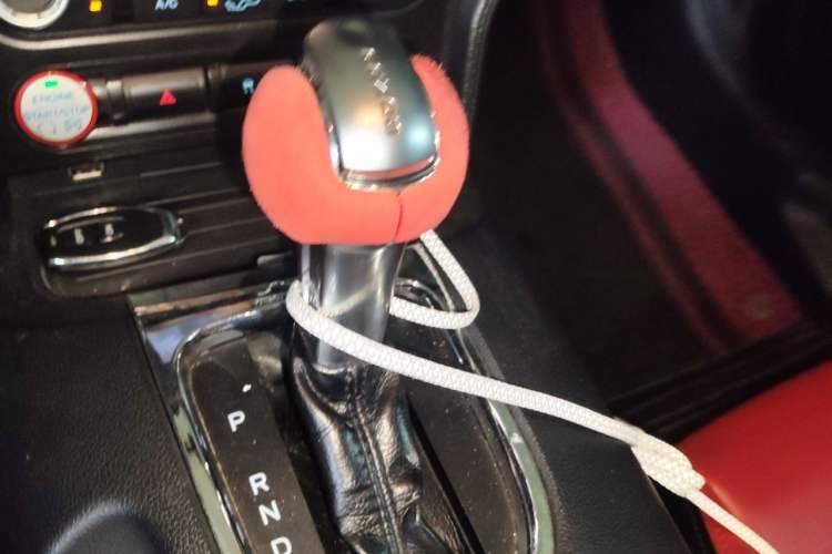 Used Ford Mustang 2015 2.3T Performance Edition Gear Lever