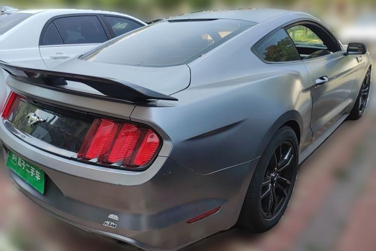 Used Ford Mustang  Rear Right 45 Deg