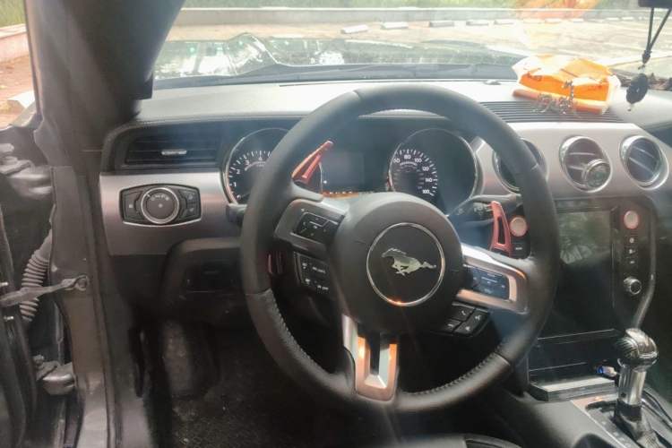Used Ford Mustang  Steering Wheel