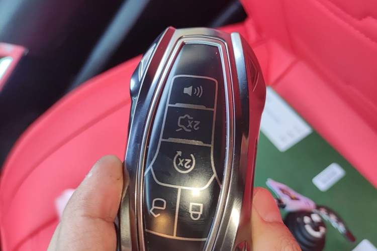 Used Ford Mustang  Vehicle Key