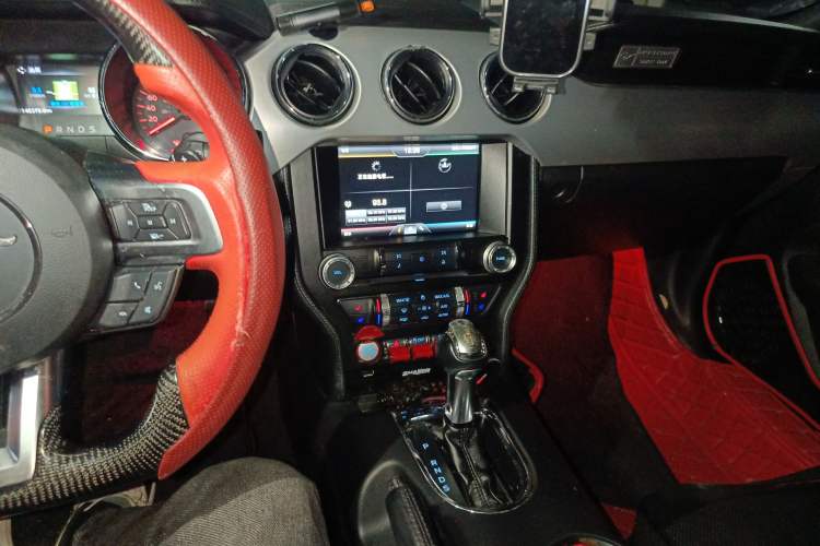 Used Ford Mustang 2015 2.3T Performance Edition Audio And AC Panel