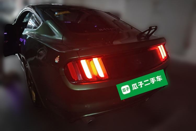 Used Ford Mustang 2015 2.3T Automatic U.S.-Spec Version Rear