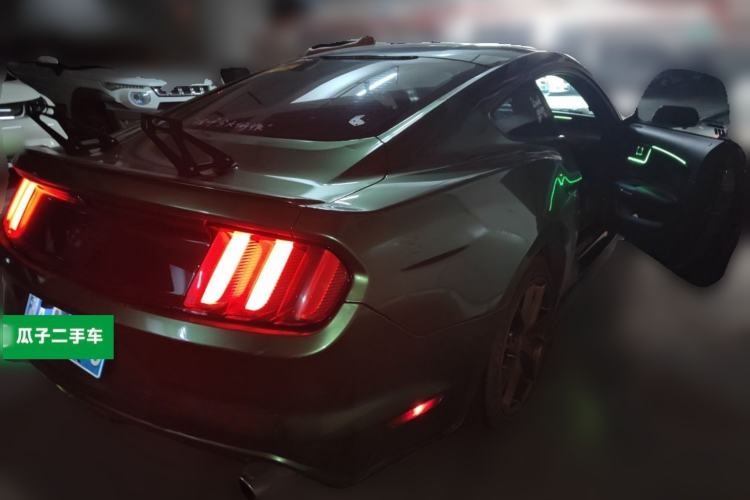 Used Ford Mustang 2015 2.3T Automatic U.S.-Spec Version Rear Right 45 Deg
