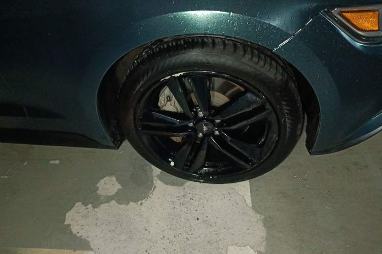 Used Ford Mustang 2015 2.3T Performance Edition Right Front Wheel Hub